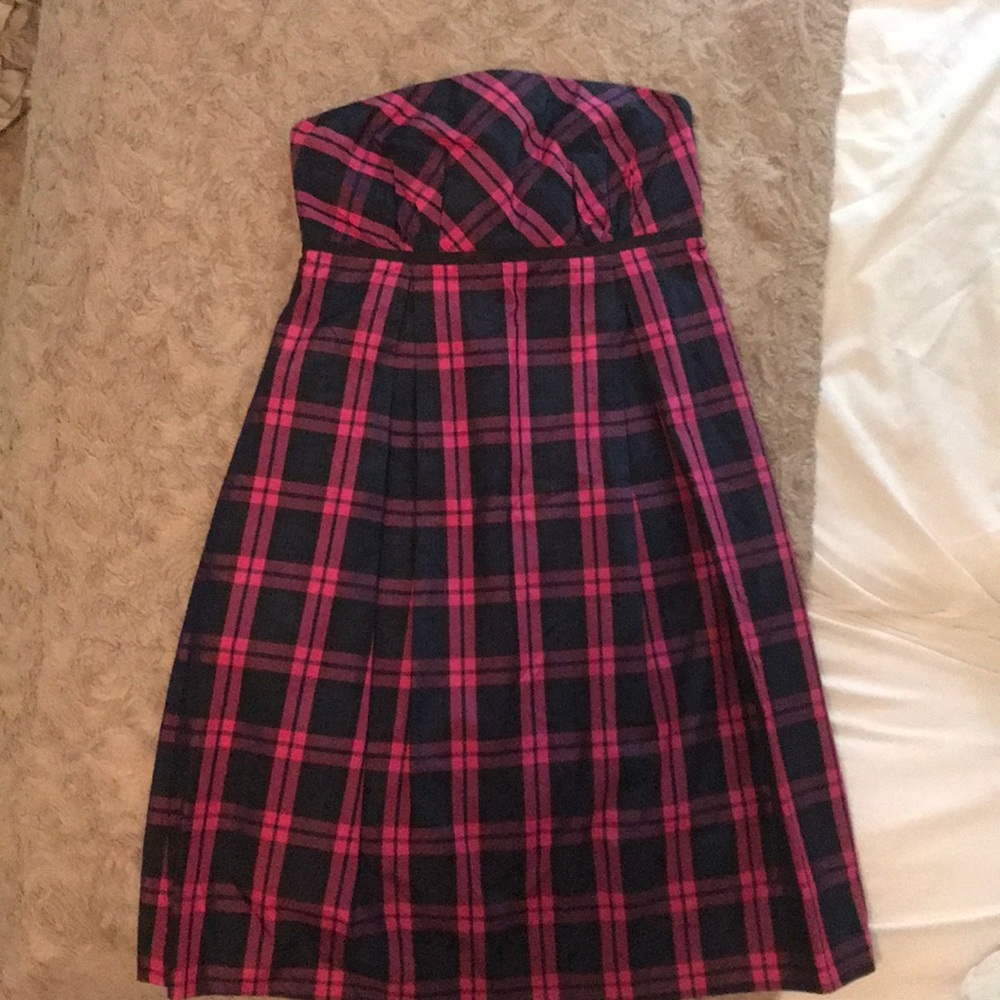 *Vineyard Vines* Strapless Plaid Dress 100% Silk